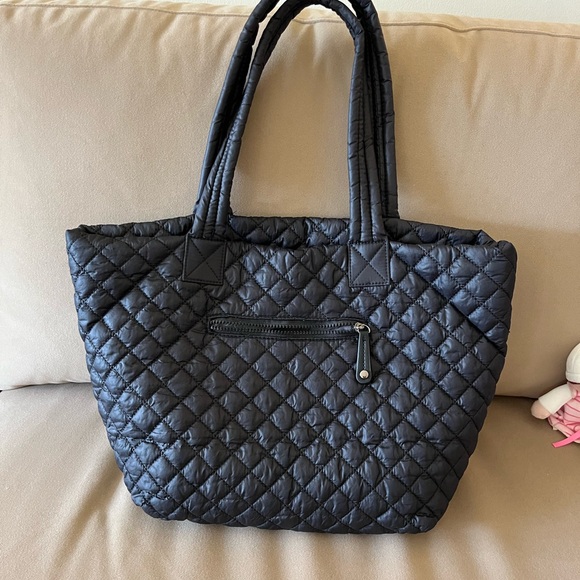 Urban Fit by Urban Expressions black quilted tote bag - Picture 2 of 16